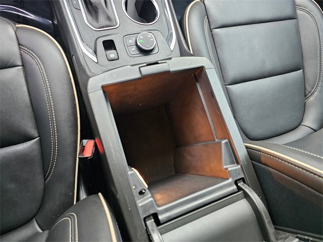 Used 2023 Chevrolet Traverse Premier w/ Redline Edition image 25