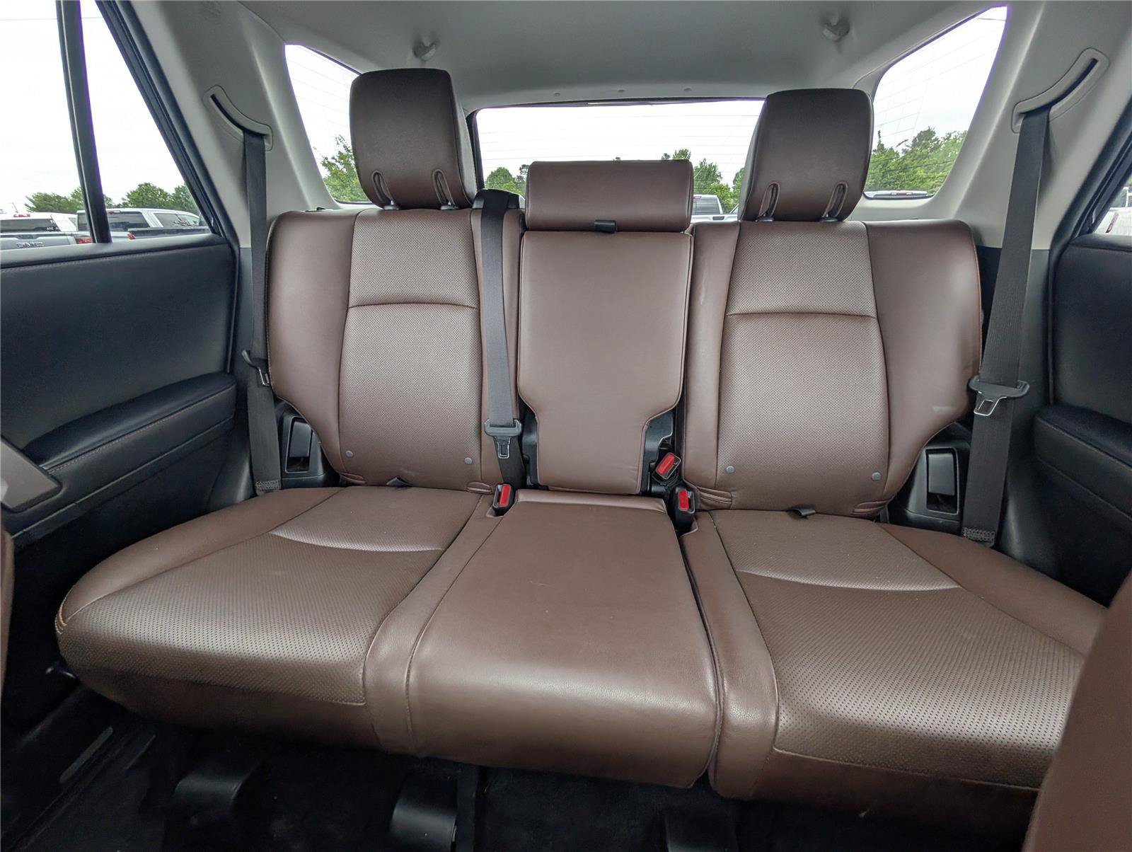 Used 2023 Toyota 4Runner Limited AWD/4WD image 13