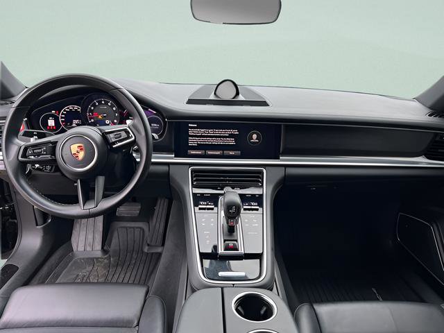 Used 2023 Porsche Panamera 4 Platinum Edition AWD/4WD image 9
