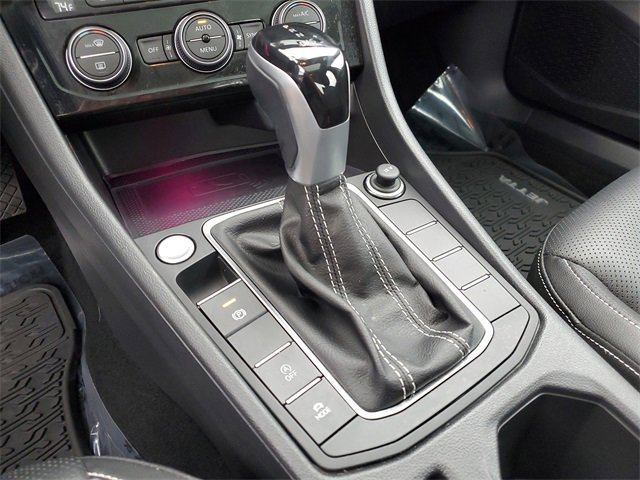 Used 2022 Volkswagen Jetta SEL image 28