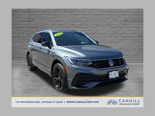 Used 2024 Volkswagen Tiguan SE R-Line FWD image 1