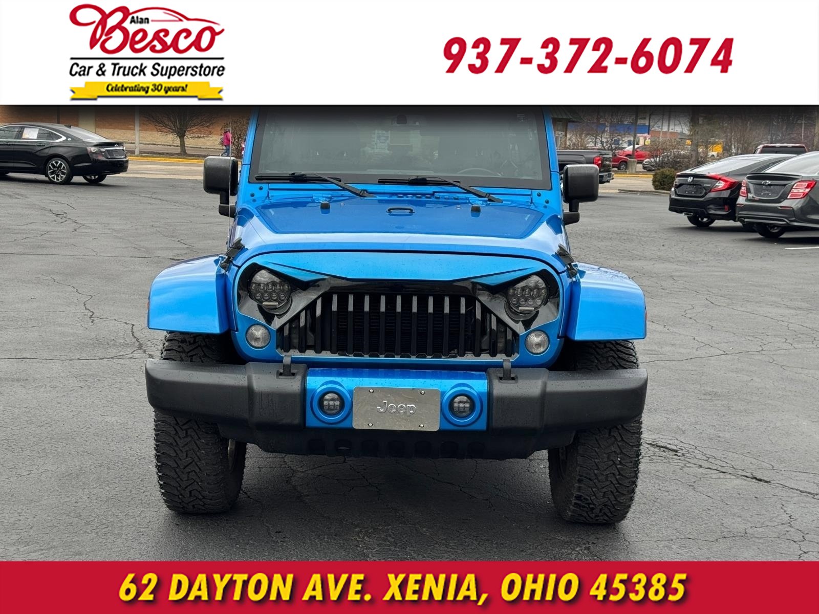 Used 2016 Jeep Wrangler Unlimited Sahara image 2