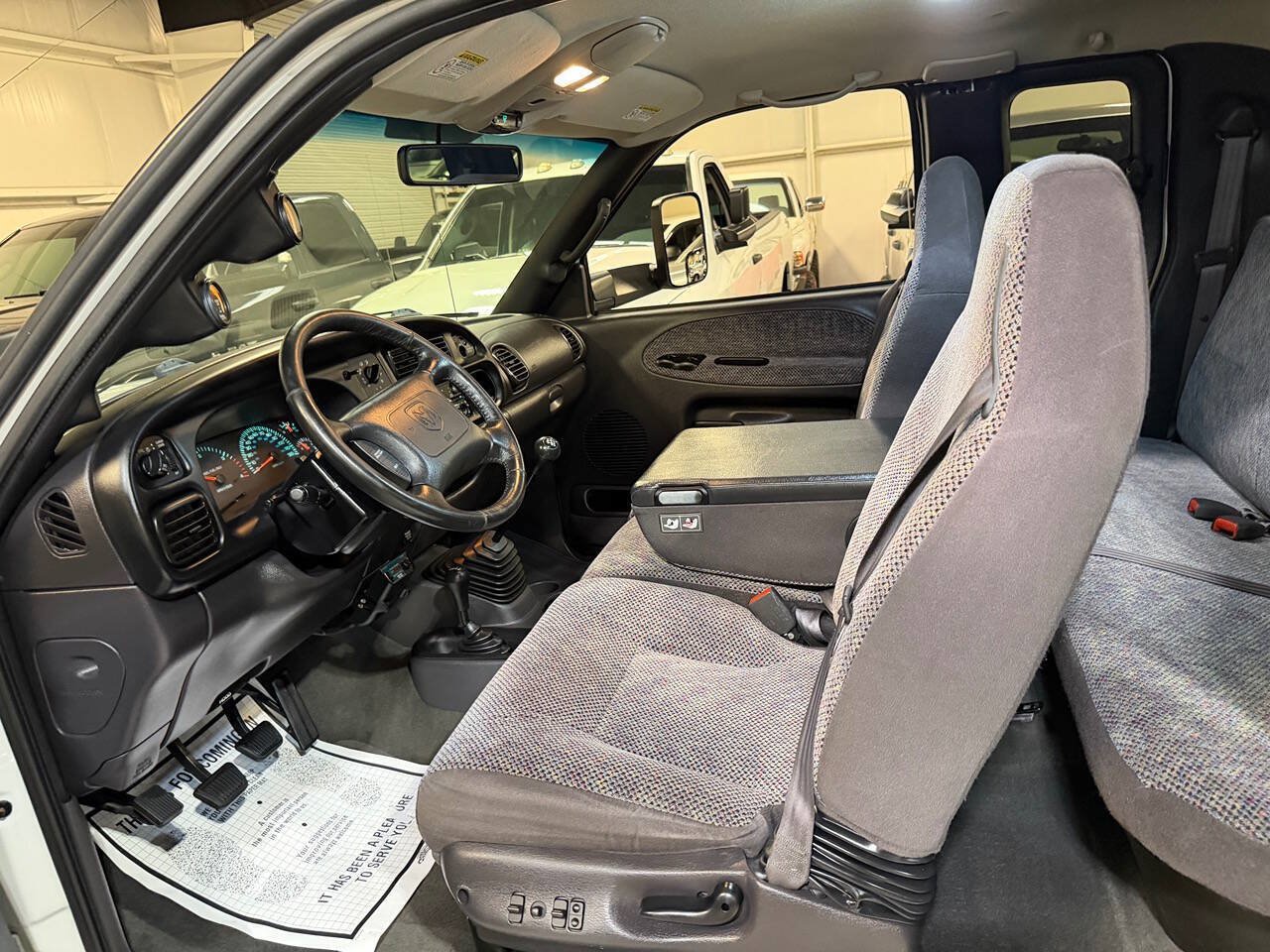 Used 2001 Dodge Ram 2500 Truck 4x4 Quad Cab image 25