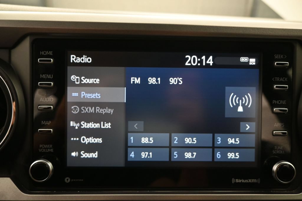 Used 2022 Toyota Tacoma SR5 w/ Technology Package RWD image 15