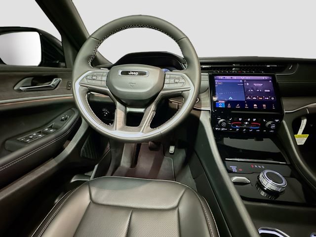 New 2025 Jeep Grand Cherokee Limited w/ Luxury Tech Group II image 27