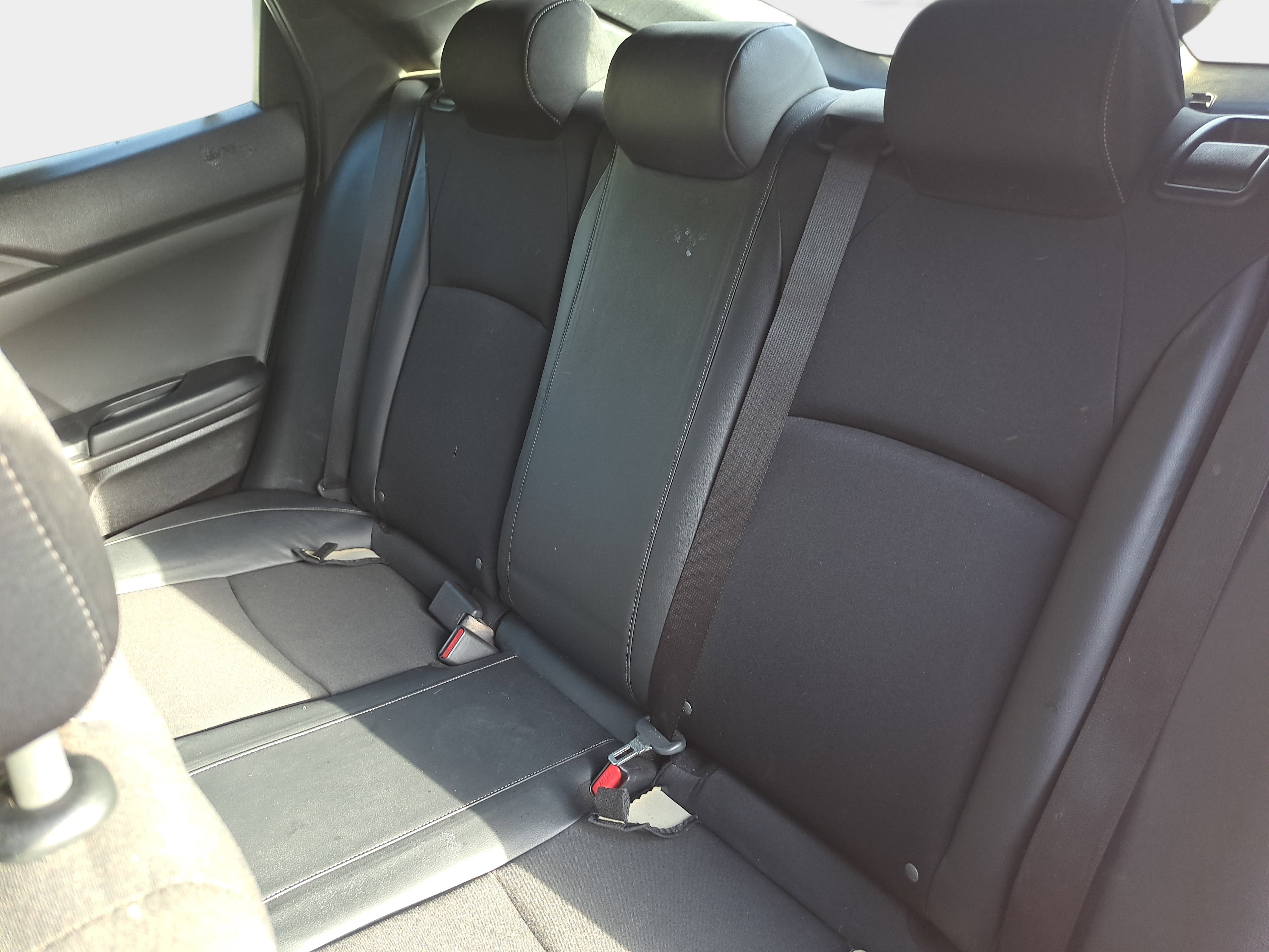 Used 2020 Honda Civic Sport image 13