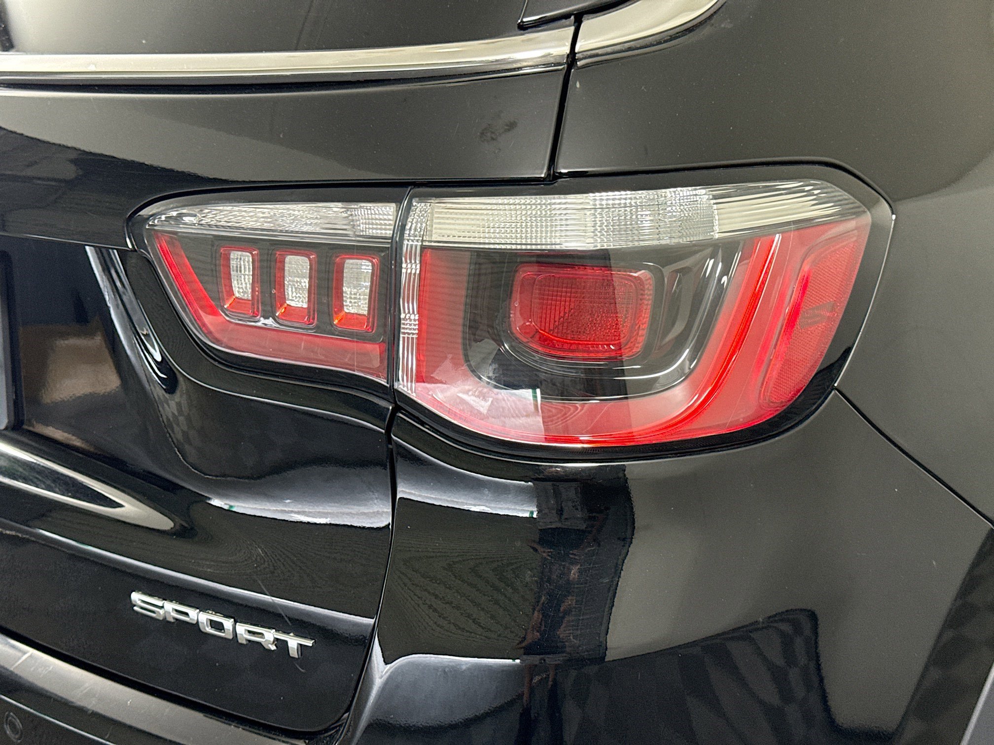 Used 2019 Jeep Compass Sport w/ Cold Weather Group image 33