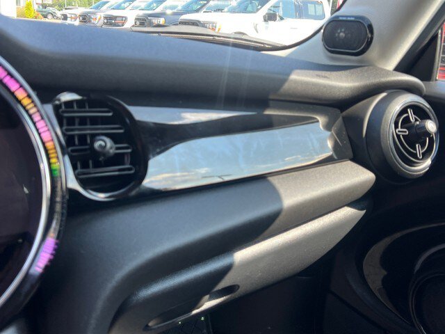 Used 2023 MINI Cooper SE FWD image 22