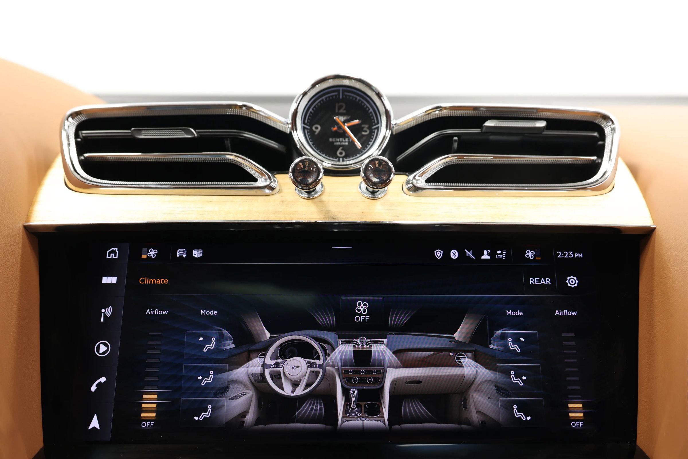 Used 2023 Bentley Bentayga Speed image 43