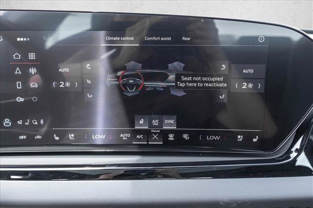 New 2026 Audi A6 Premium Plus AWD/4WD image 18