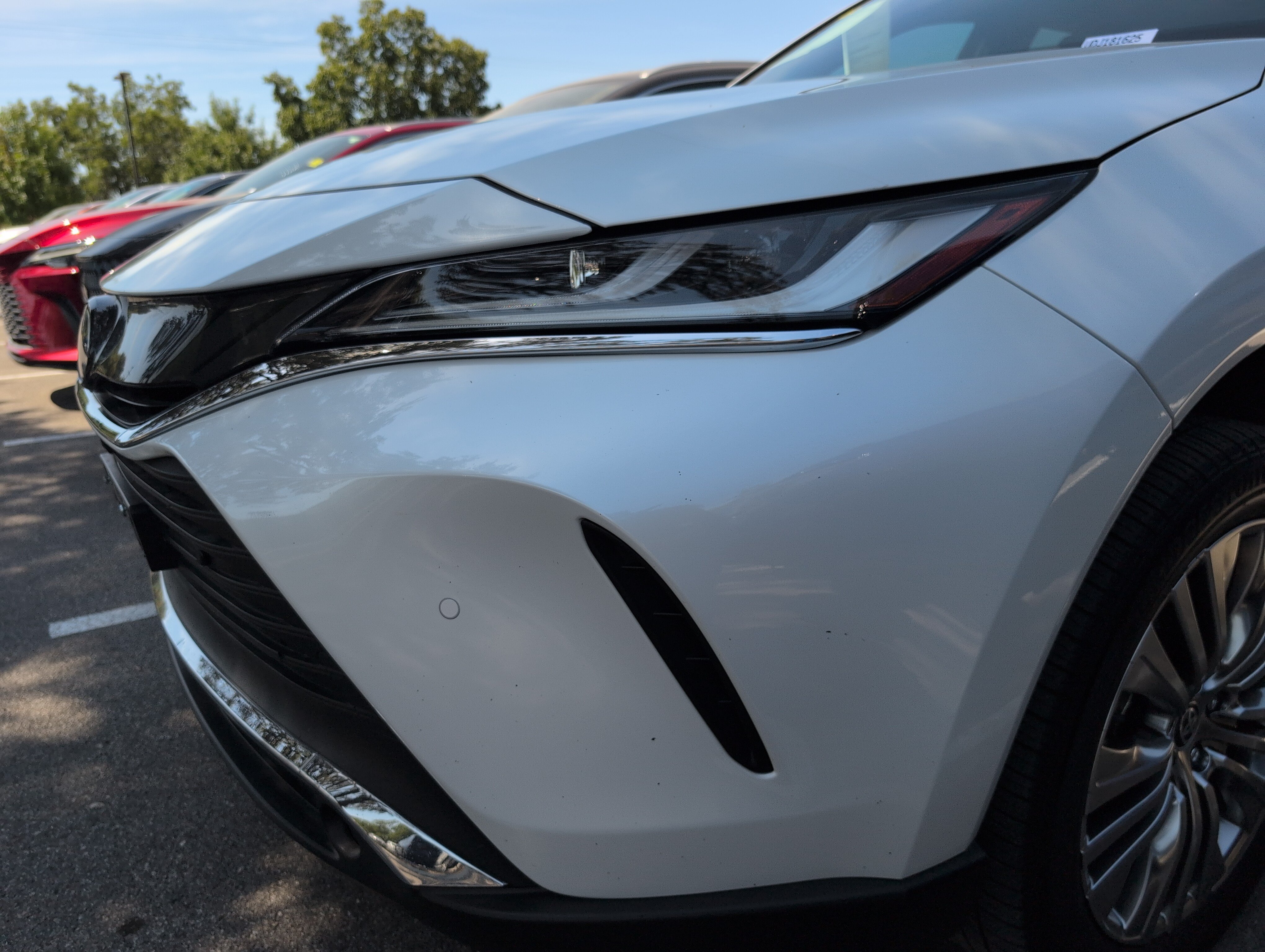 Used 2024 Toyota Venza Limited AWD/4WD image 8
