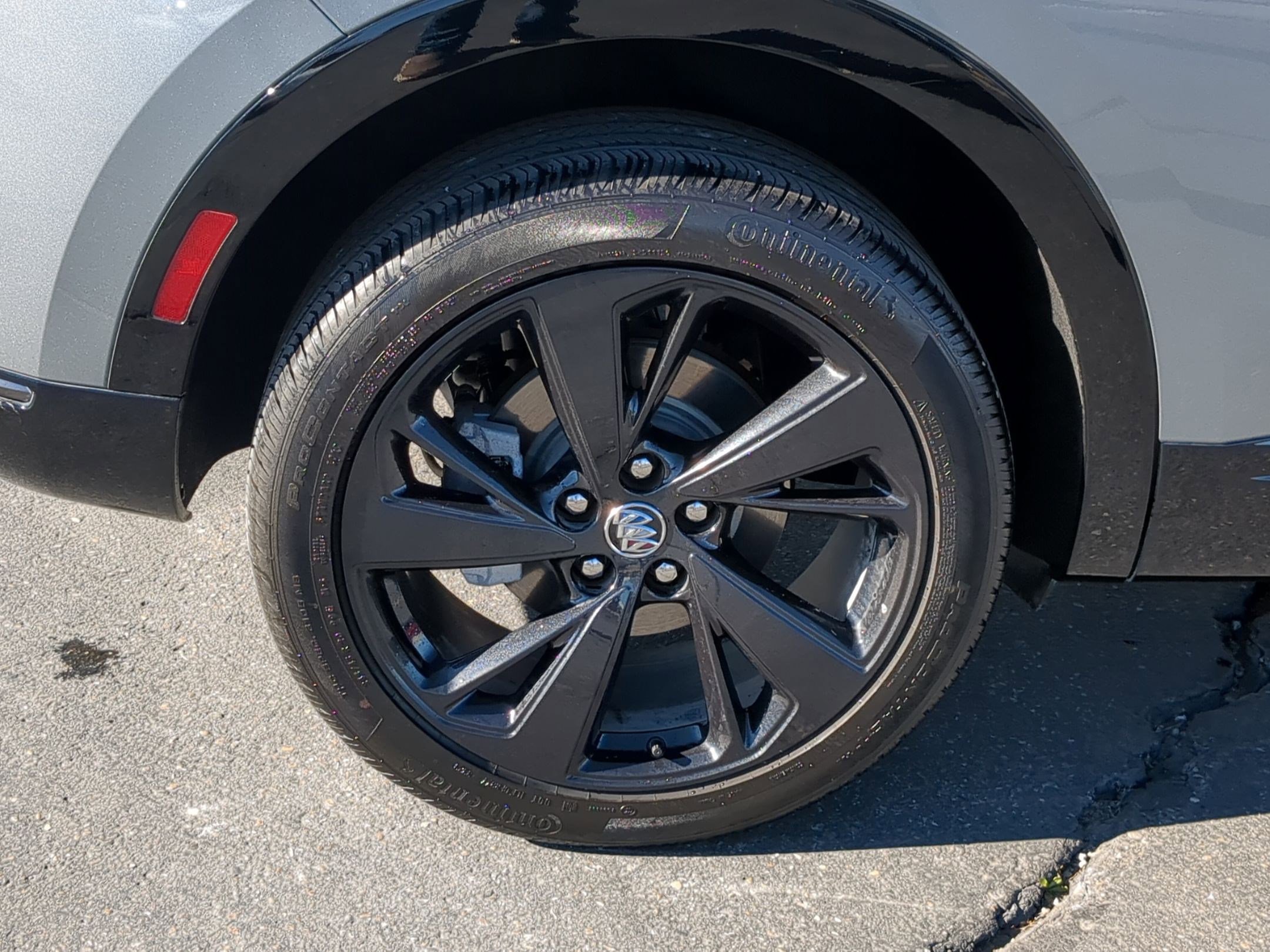 Used 2023 Buick Envision Preferred w/ Sport Touring Package image 13