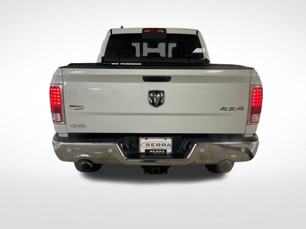 Used 2018 RAM 1500 Laramie w/ Convenience Group AWD/4WD image 4