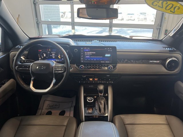 Used 2025 Chevrolet Colorado ZR2 w/ Technology Package image 18