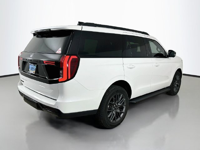 New 2026 Ford Expedition Platinum w/ Stealth Appearance Package AWD/4WD image 7