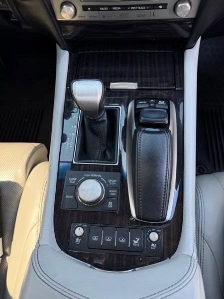 Used 2015 Lexus LS 460 L w/ Ultra Luxury Package AWD/4WD image 20