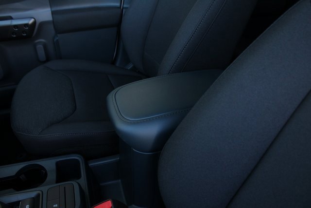 New 2025 Ford Maverick XL w/ Equipment Group 101A image 17