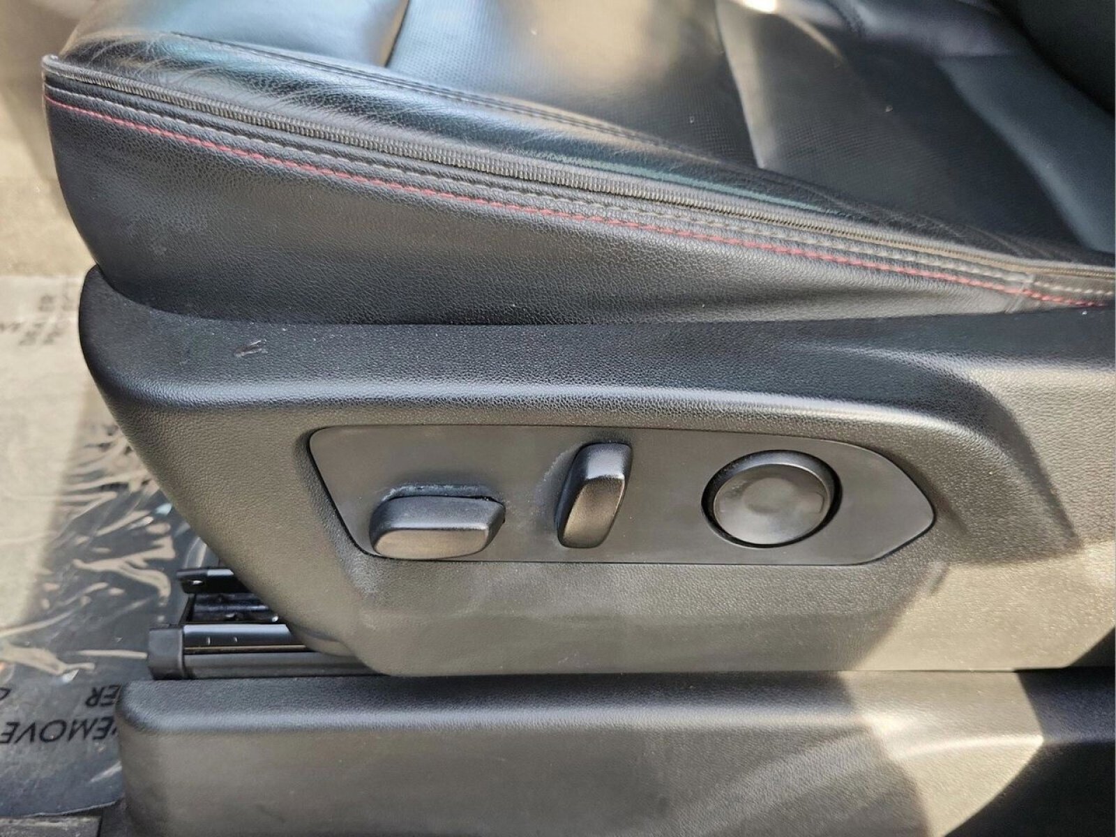 Used 2021 Chevrolet Tahoe RST w/ Luxury Package image 12