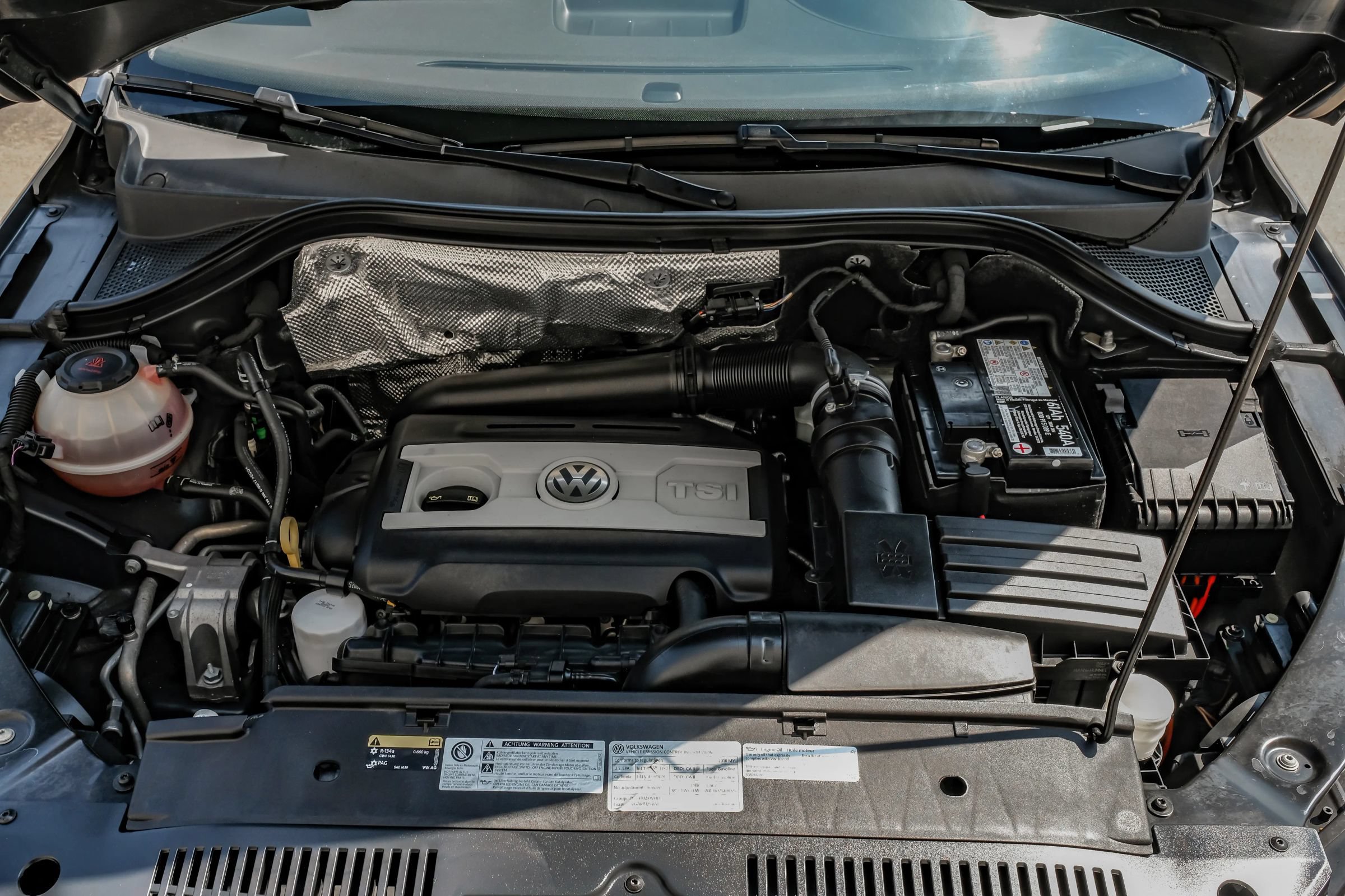 Used 2018 Volkswagen Tiguan Limited w/ Premium Package FWD image 52