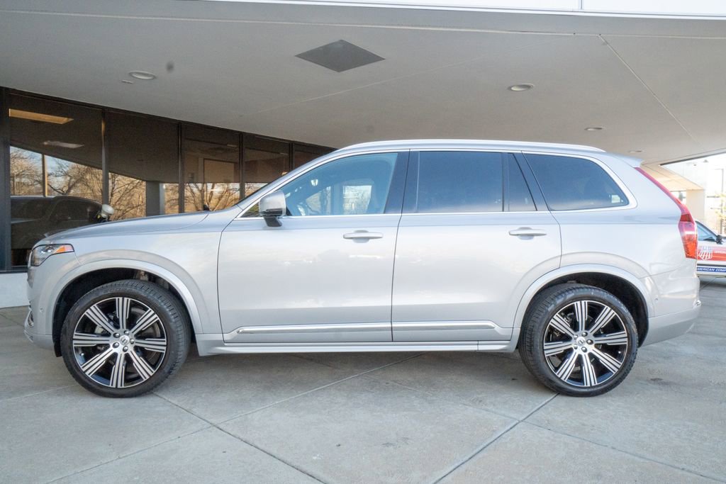 Used 2023 Volvo XC90 B6 Ultimate image 4