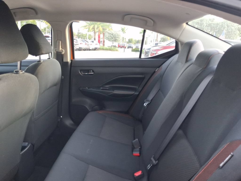 Used 2020 Nissan Versa SR FWD image 8