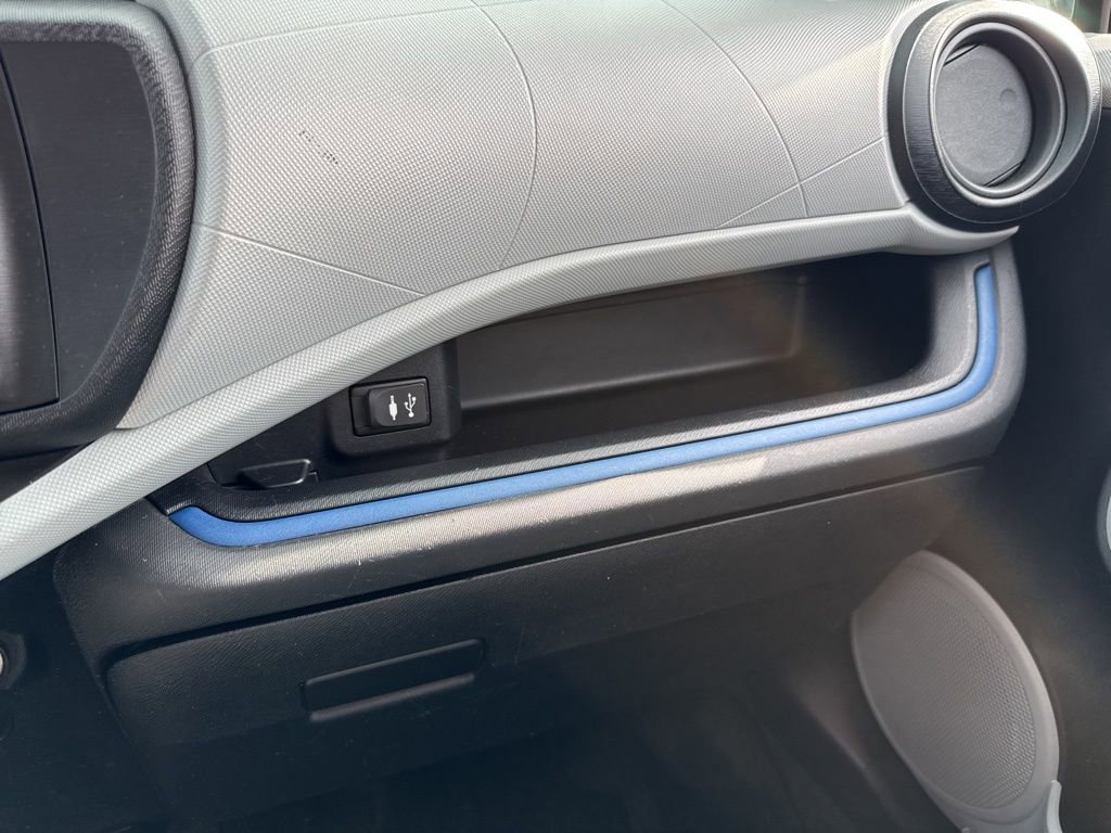 Used 2012 Toyota Prius C Two image 23