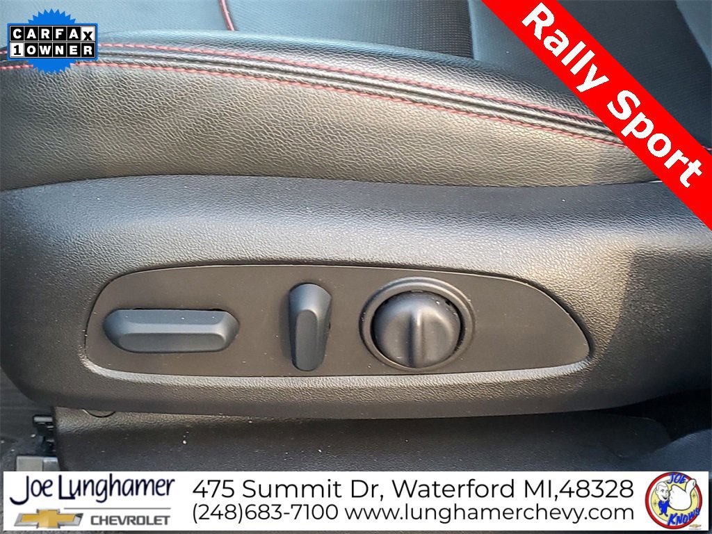 Used 2022 Chevrolet Equinox RS w/ RS Leather Package image 34