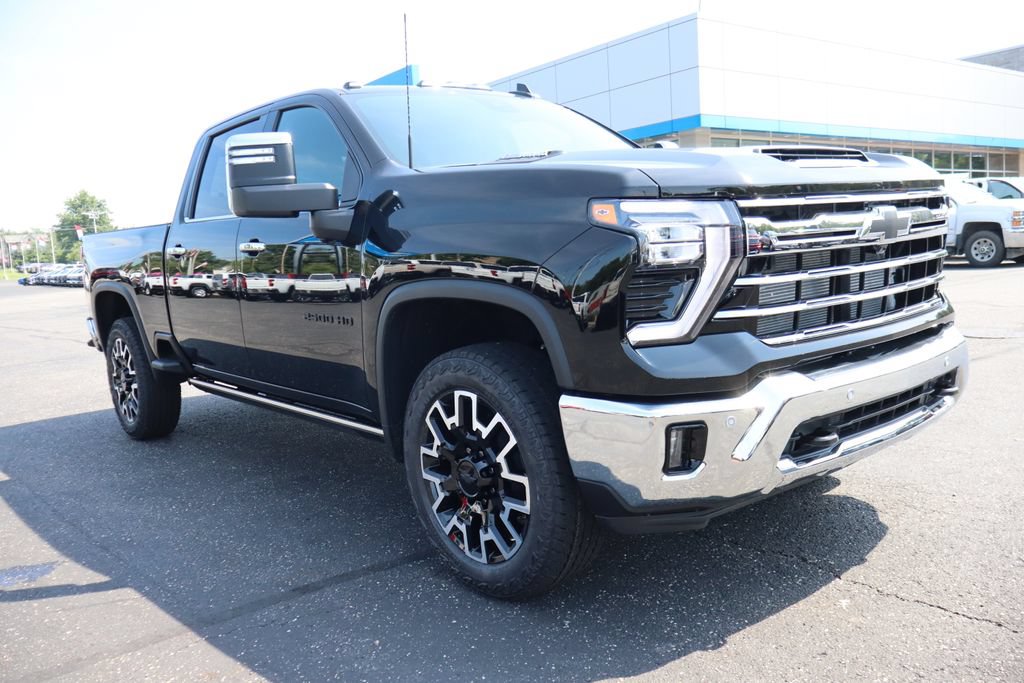 New 2026 Chevrolet Silverado 2500 LTZ w/ LTZ Convenience Package AWD/4WD image 2