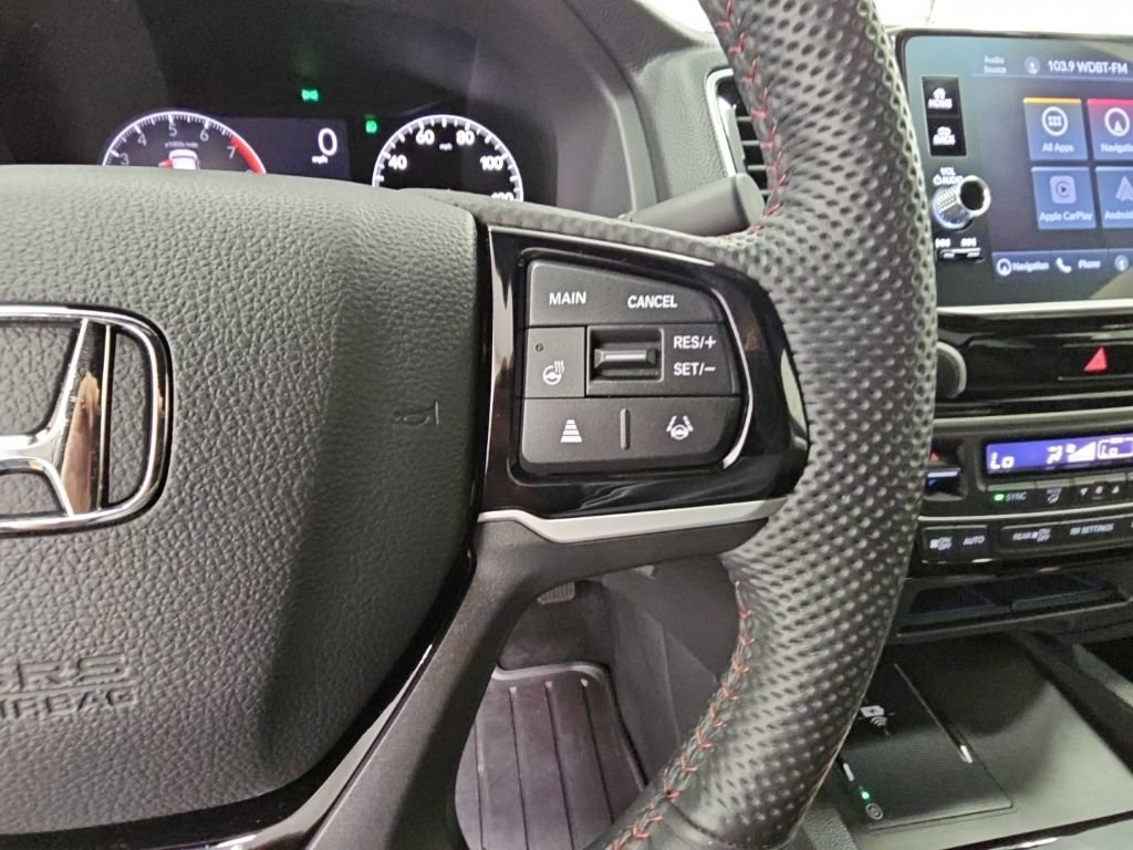 Used 2025 Honda Ridgeline Black Edition image 29