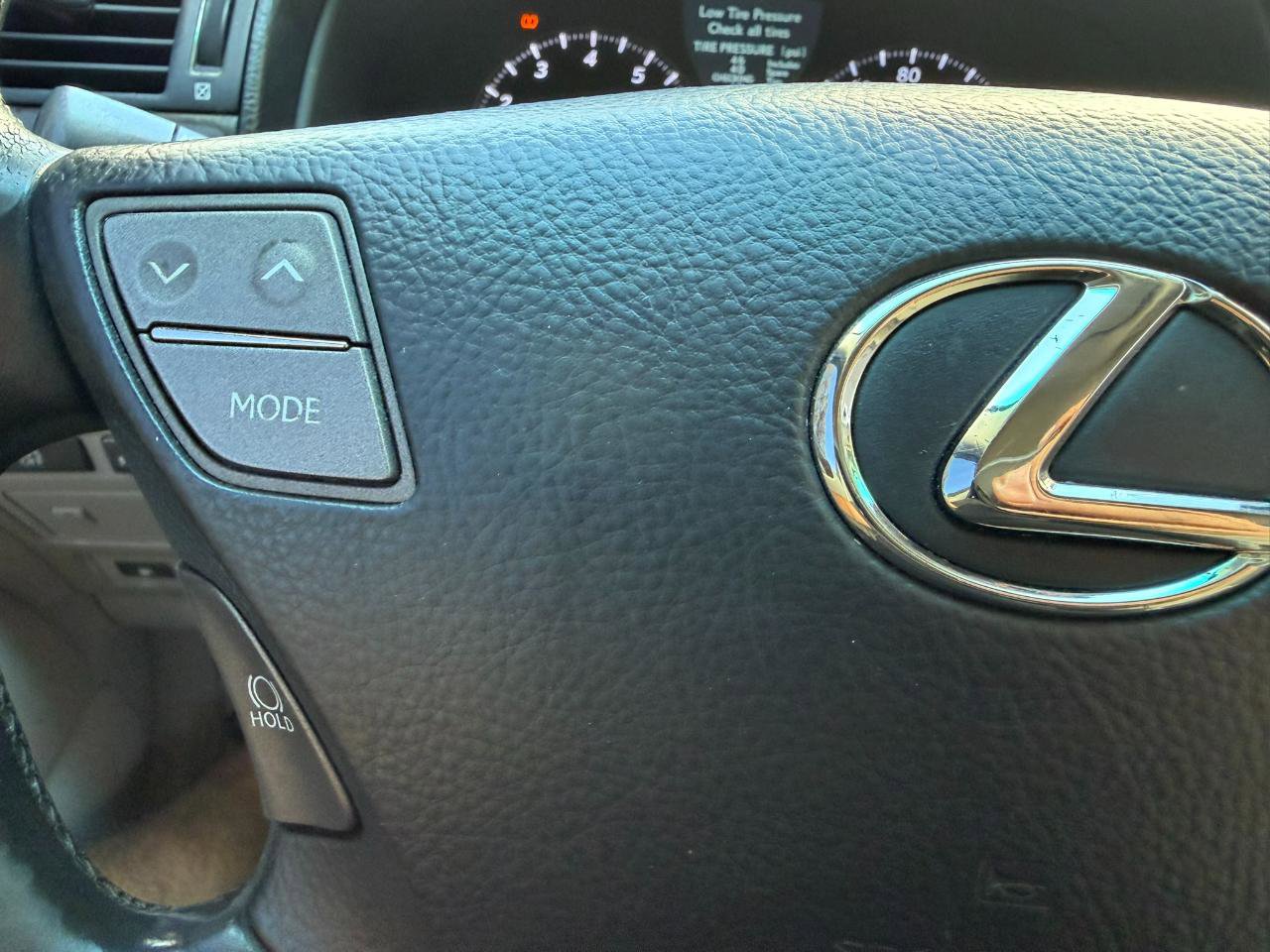 Used 2008 Lexus LS 460 image 27