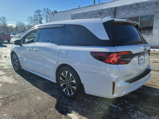 Certified 2025 Honda Odyssey Elite image 3