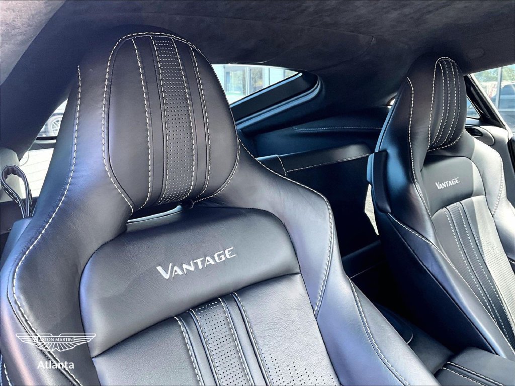 Used 2019 Aston Martin V8 Vantage Coupe RWD image 28