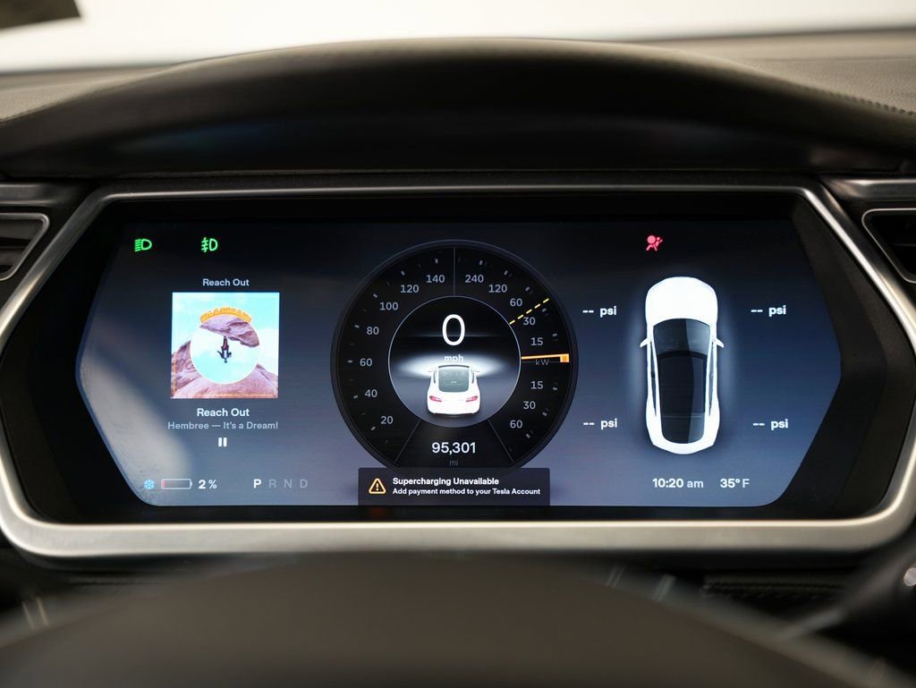 Used 2014 Tesla Model S 60 image 17