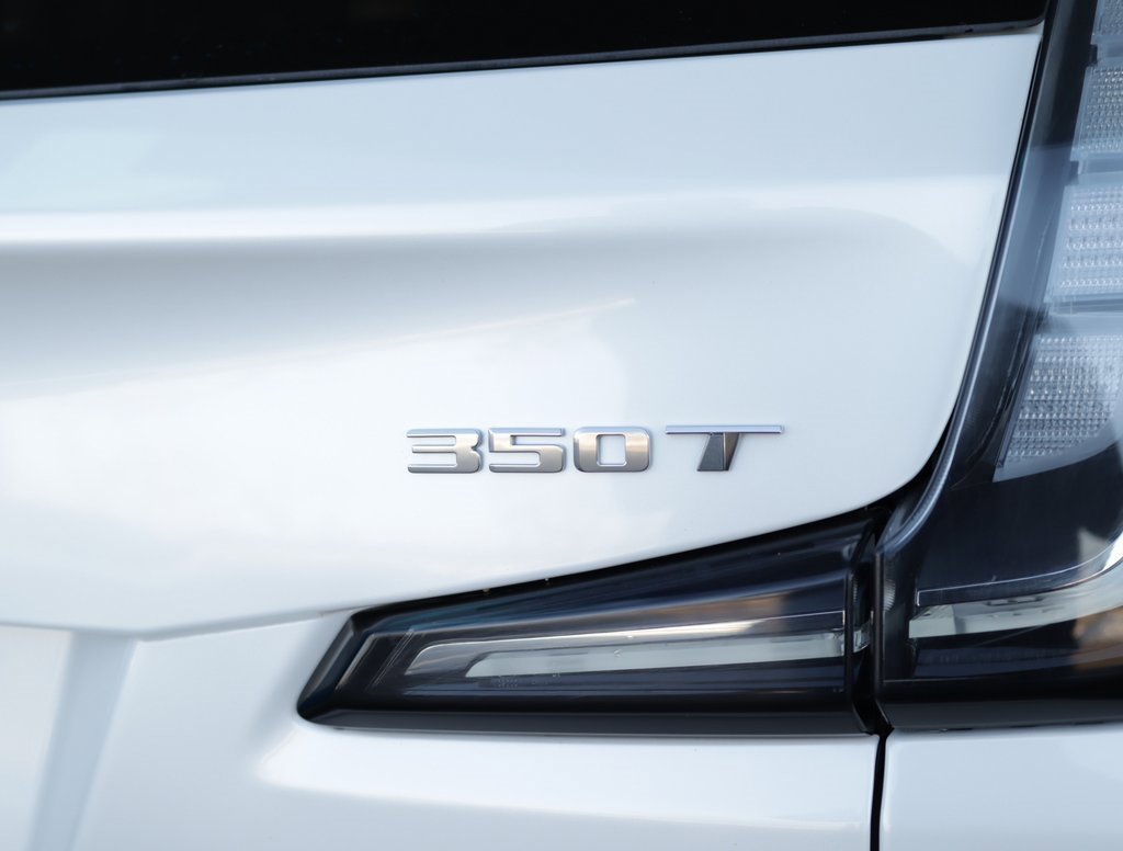 Used 2023 Cadillac XT4 Sport image 36