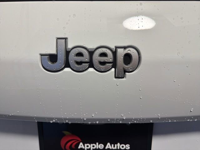 New 2025 Jeep Grand Cherokee L Limited w/ Luxury Tech Group II image 9