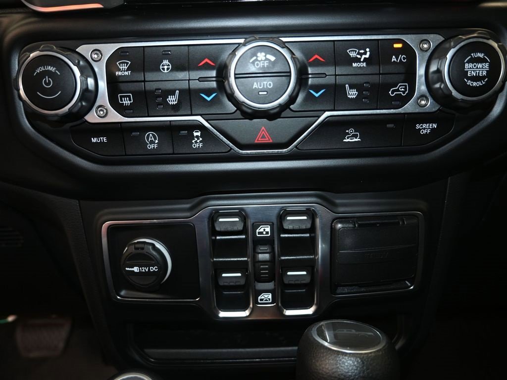 Certified 2022 Jeep Gladiator Willys image 18