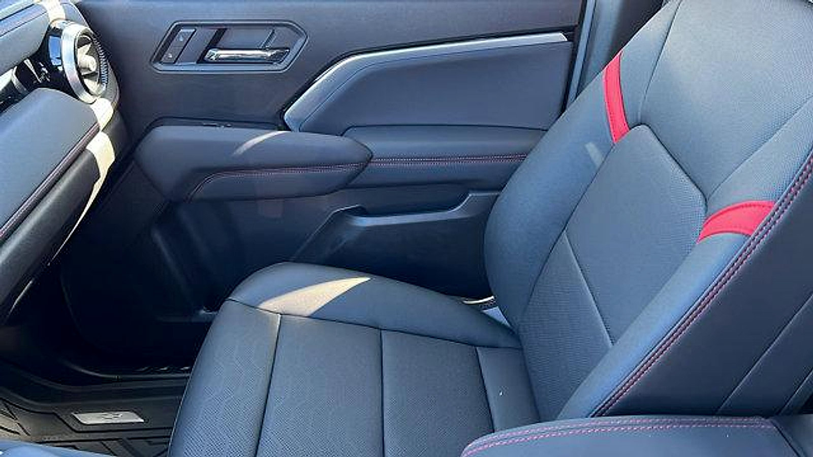 New 2026 Chevrolet Colorado Z71 w/ Technology Package image 21