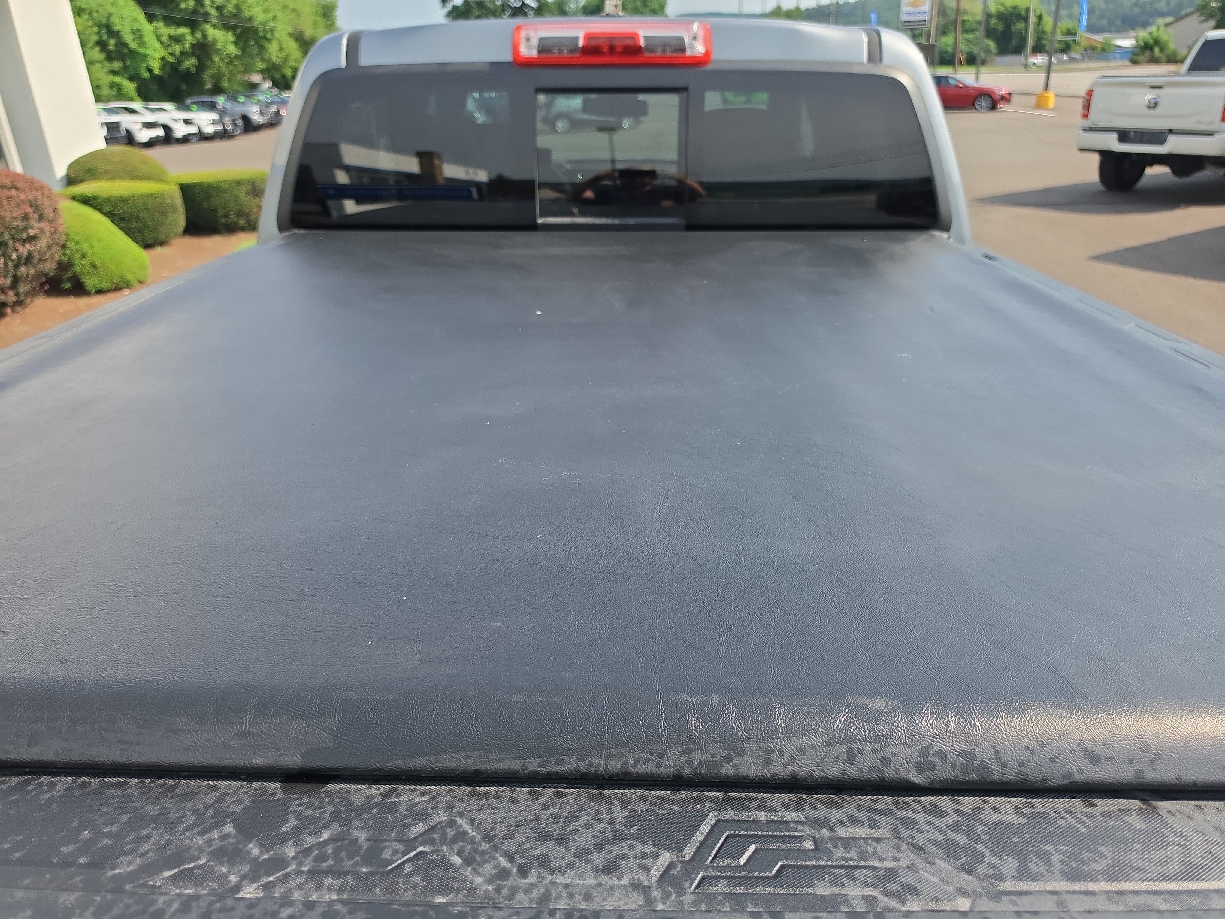 Used 2025 GMC Canyon AT4 AWD/4WD image 5