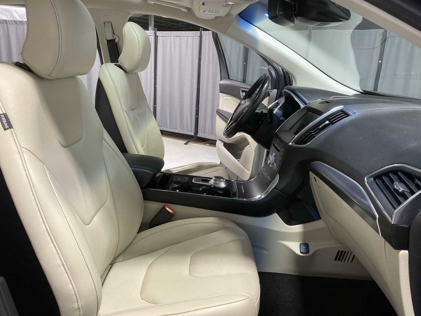 Used 2019 Ford Edge Titanium w/ Cold Weather Package image 14