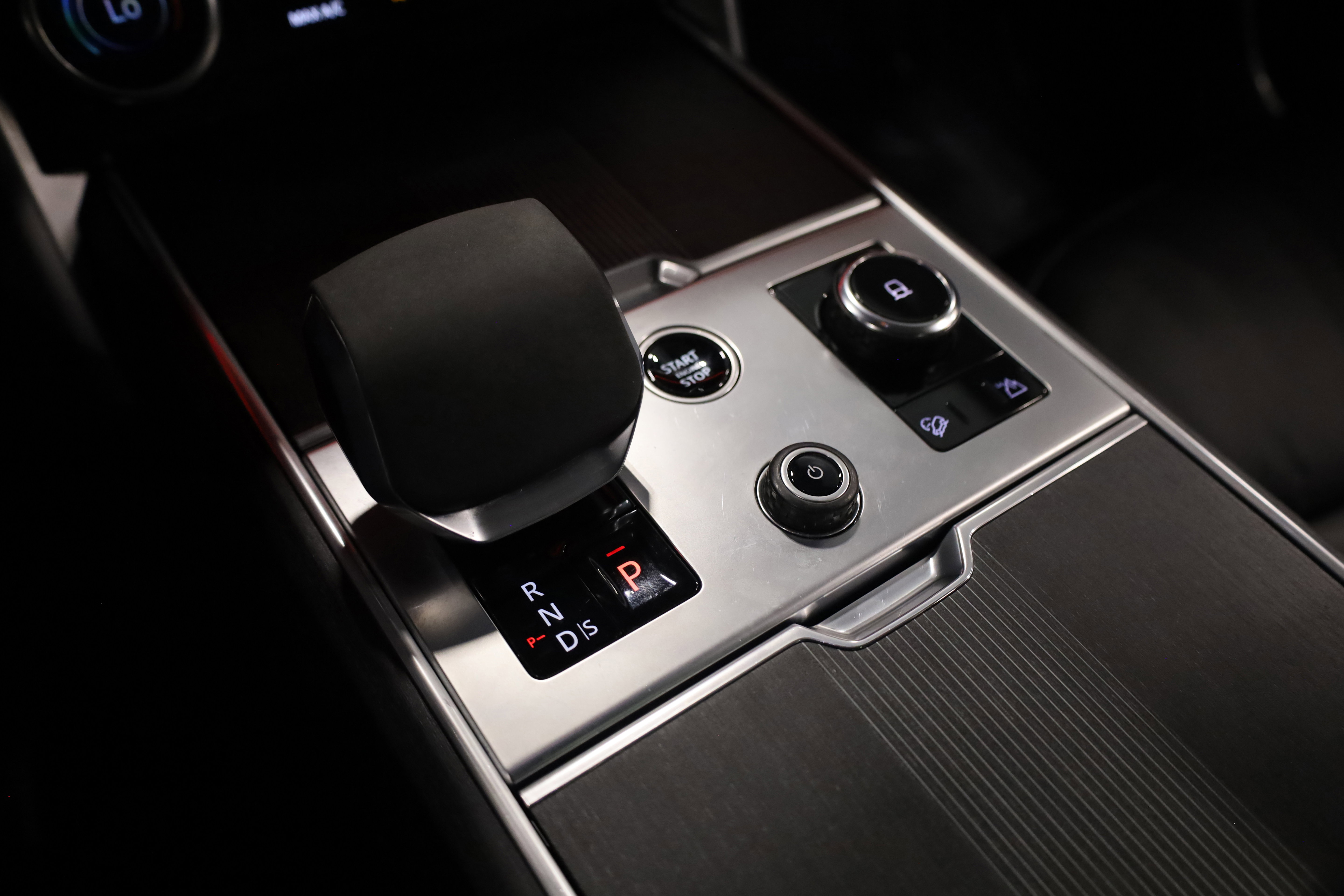 Used 2023 Land Rover Range Rover First Edition image 31