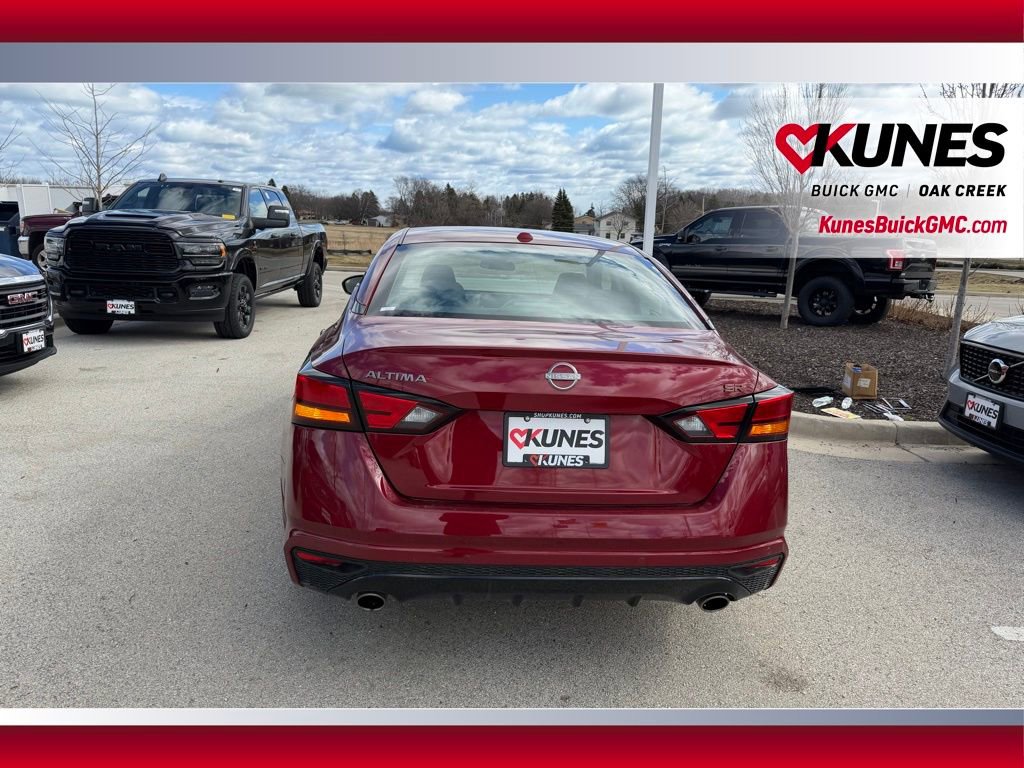 Used 2025 Nissan Altima 2.5 SR FWD image 5