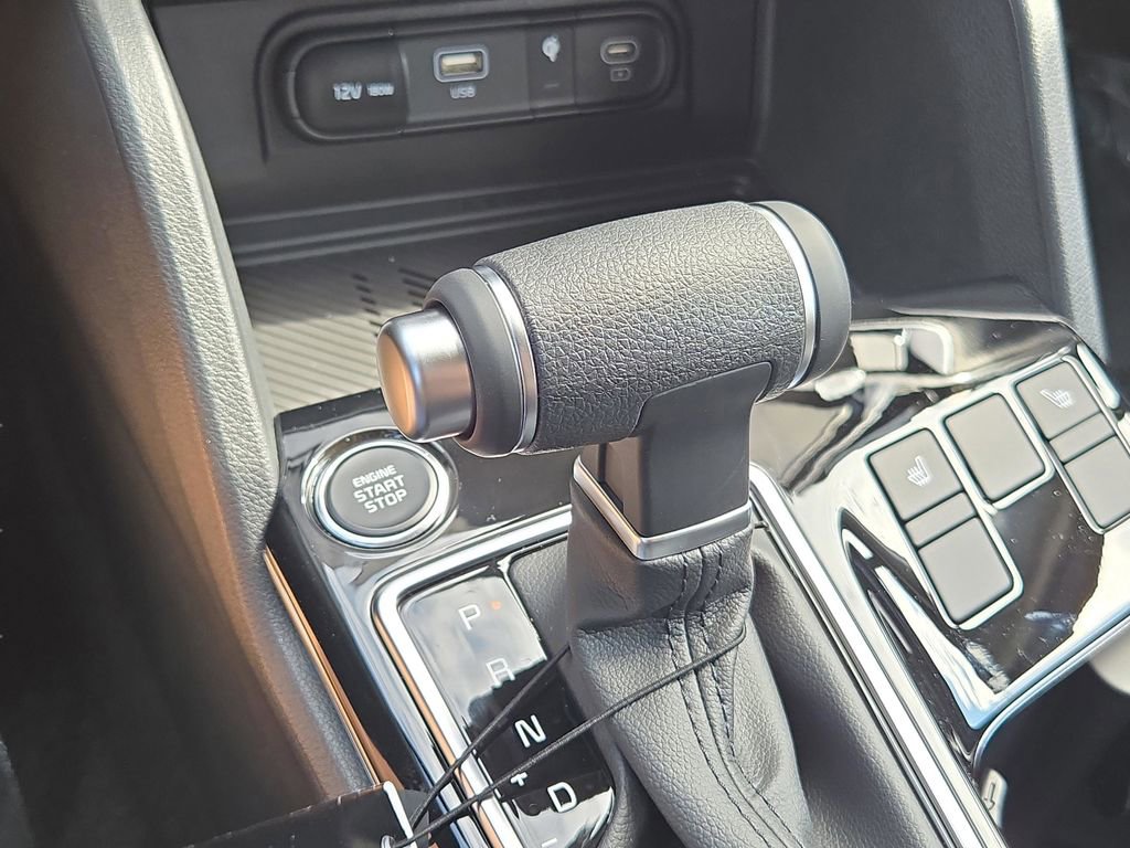Certified 2025 Kia Sportage EX w/ Premium Package image 24