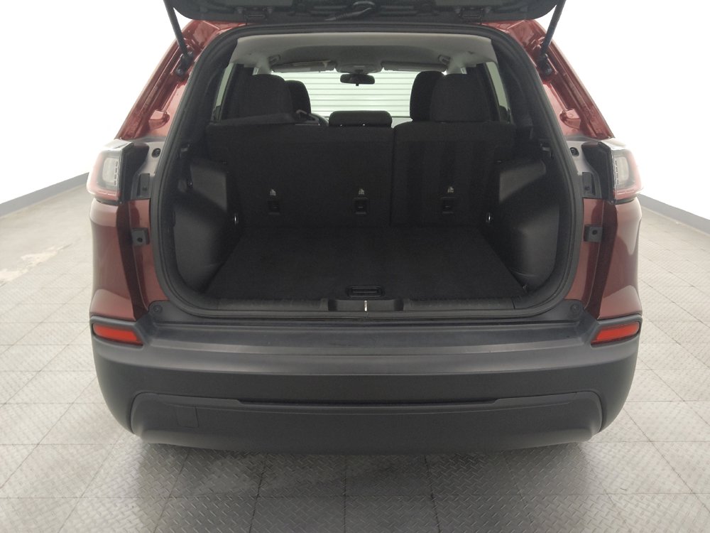 Used 2020 Jeep Cherokee Latitude FWD image 29