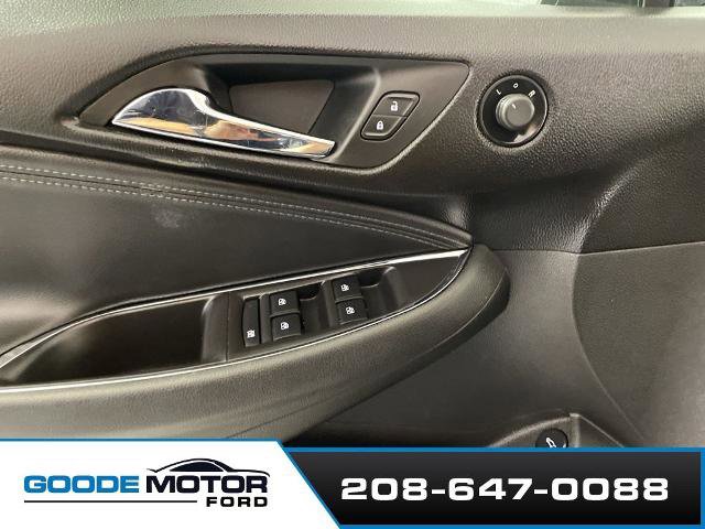 Used 2017 Chevrolet Cruze Premier image 9