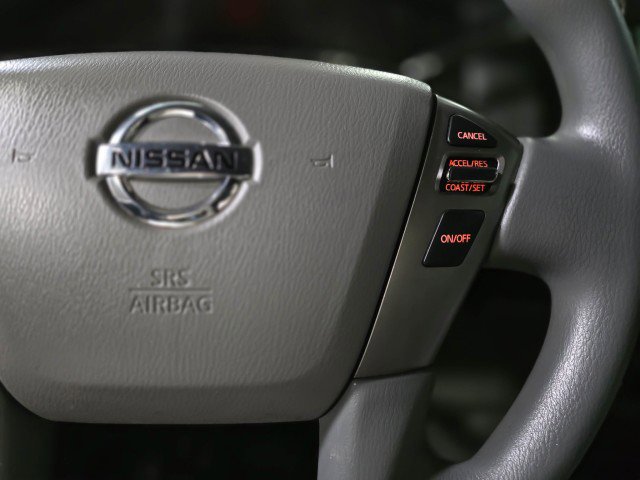 Used 2018 Nissan NV 3500 SV image 18