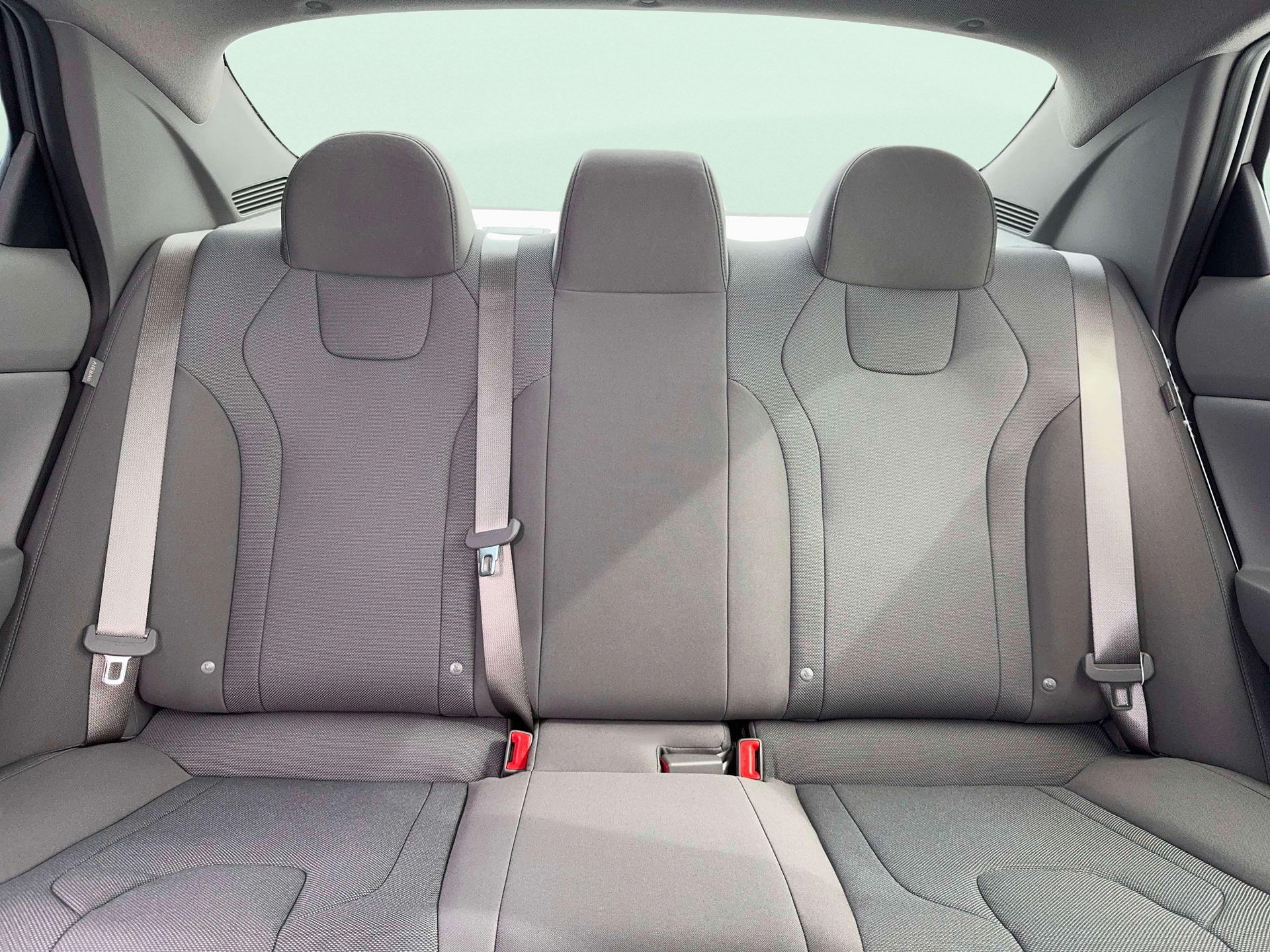 New 2026 Hyundai Elantra SE FWD image 16