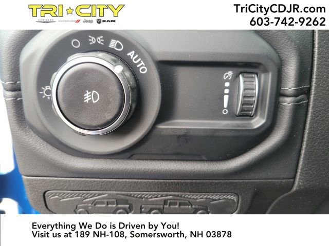 New 2024 Jeep Wrangler Sahara image 78