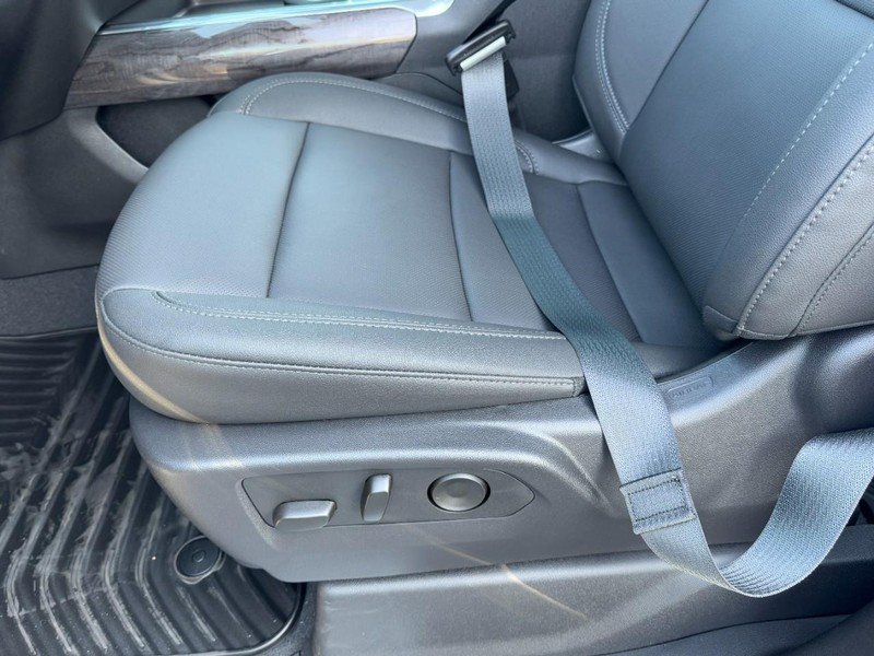 New 2026 Chevrolet Silverado 3500 LTZ w/ LTZ Convenience Package image 12