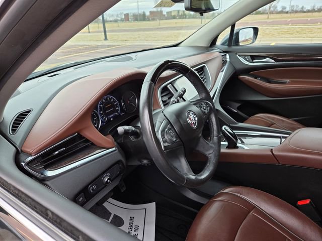 Used 2021 Buick Enclave Avenir w/ Avenir Technology Package AWD/4WD image 12