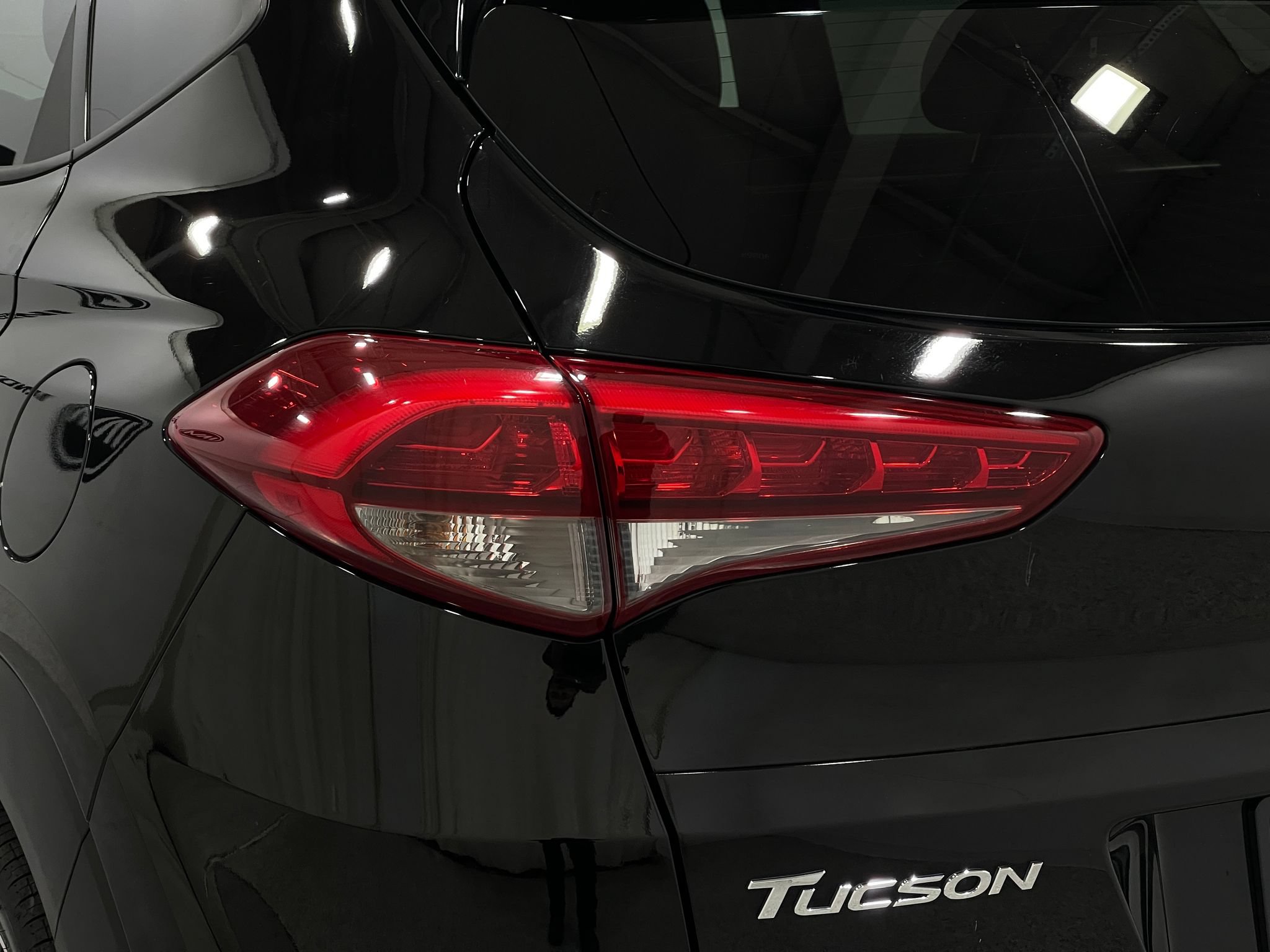 Used 2017 Hyundai Tucson Limited w/ Limited Ultimate Package 03 FWD image 32